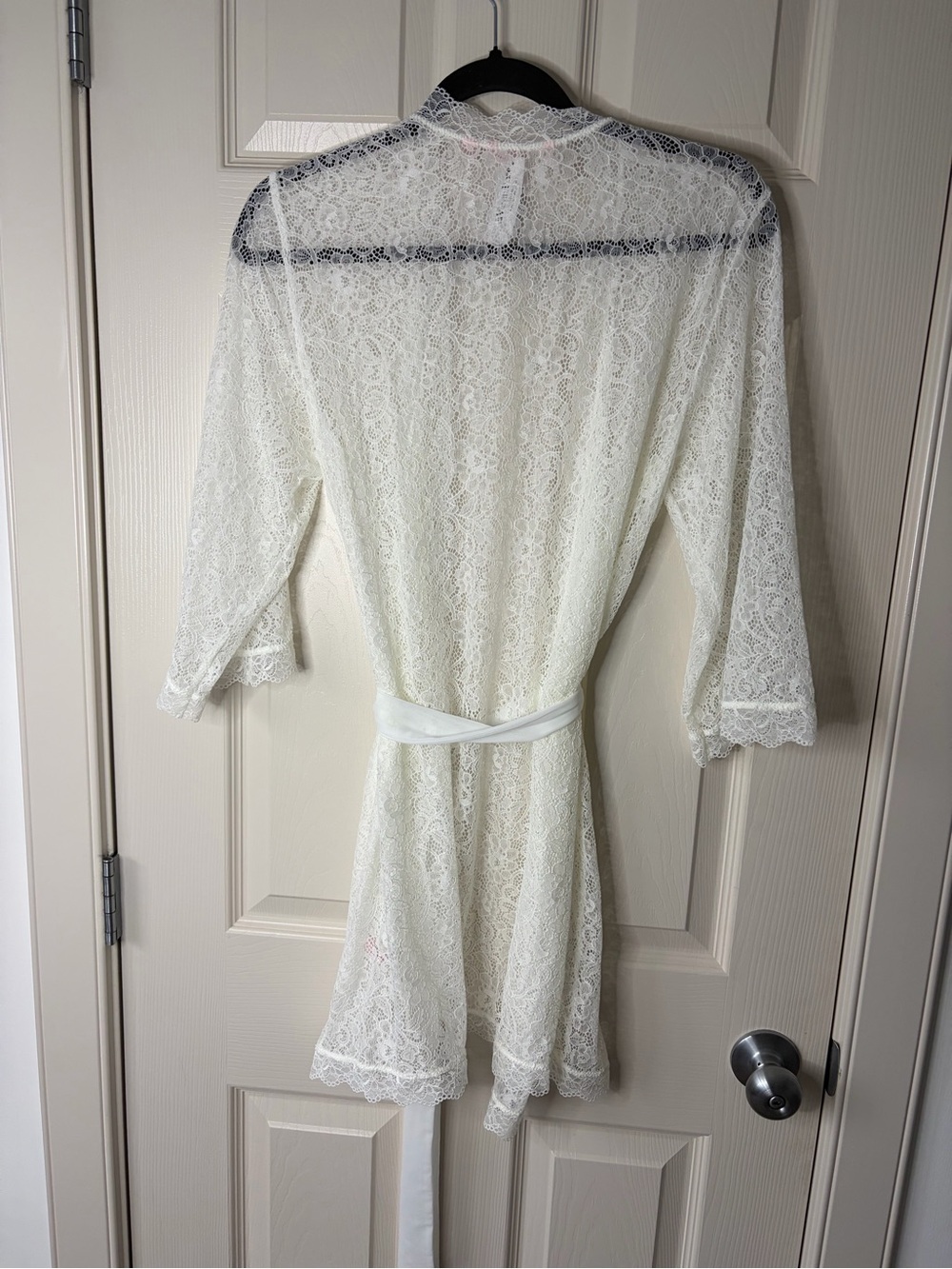🦋 LA VIE EN ROSE - White Robe - Size Medium - Picture 6 of 8